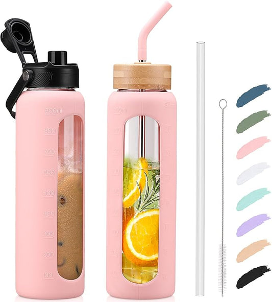 Kodrine Water Bottle with Straw, 24 oz Glass water Bottle with 2 Lids Bamboo Straw Lid and Spout Lid with Handle, 32 oz Clear Water Bottle Glass for Sports Travel, Waterbottle with Time Marker