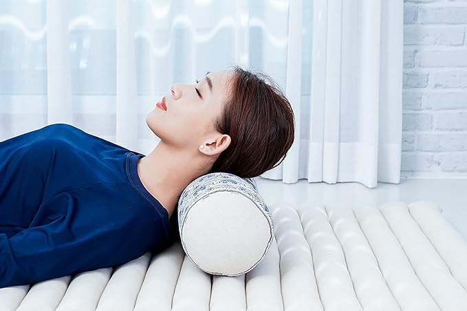 Leewadee Small Yoga Bolster – Shape-Retaining Cervical Neck Roll, Tube Pillow for Comfortable Reading, Kapok Filling, 22 x 6 x 6 inches