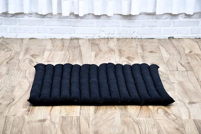 Leewadee Zabuton Seating Cushion – Square Floor Seat for Meditation Exercises, Light Yoga Mat Filled with Kapok