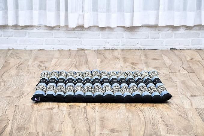 Leewadee Zabuton Seating Cushion – Square Floor Seat for Meditation Exercises, Light Yoga Mat Filled with Kapok