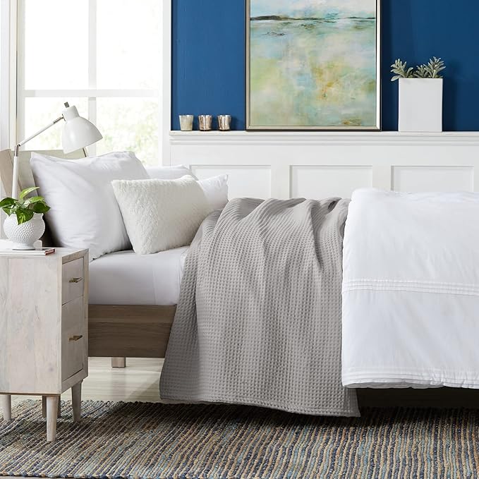 100% Cotton Waffle Weave Bed Blanket | Soft, Breathable, and Lightweight Blanket for All-Season | Perfect for Layering | Brielle Collection (Full/Queen, Light Grey)