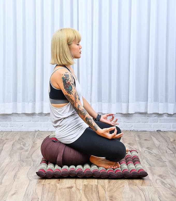 Leewadee Meditation Cushion Set – 1 Round Zafu Meditation Pillow and 1 Square Roll-Up Zabuton Meditation Mat, Pillows Bundle Filled with Kapok